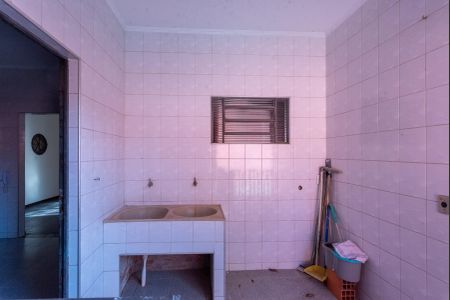 Casa à venda com 180m², 3 quartos e 3 vagasÁrea de Serviço