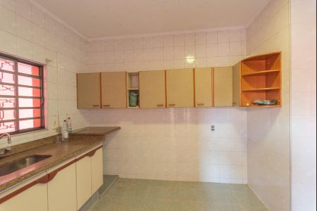 Casa à venda com 180m², 3 quartos e 3 vagasCozinha
