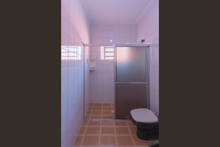 Casa à venda com 180m², 3 quartos e 3 vagasBanheiro da Suíte