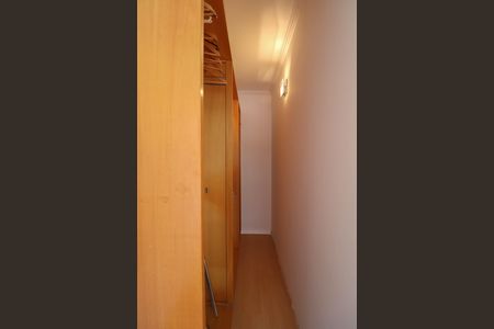 Apartamento à venda com 130m², 3 quartos e 1 vaga Apartamento à venda com 130m², 3 quartos e 1 vagaCloset do quarto