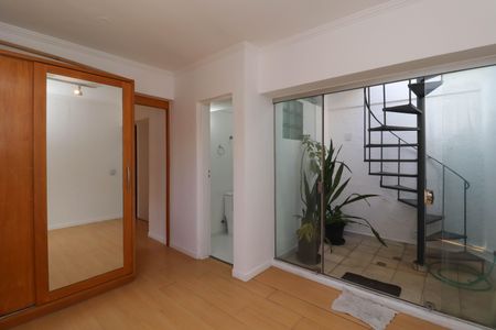Apartamento à venda com 130m², 3 quartos e 1 vaga Apartamento à venda com 130m², 3 quartos e 1 vagaSuíte 2