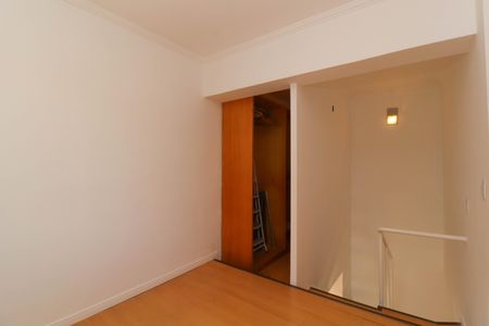 Apartamento à venda com 130m², 3 quartos e 1 vaga Apartamento à venda com 130m², 3 quartos e 1 vagaQuarto