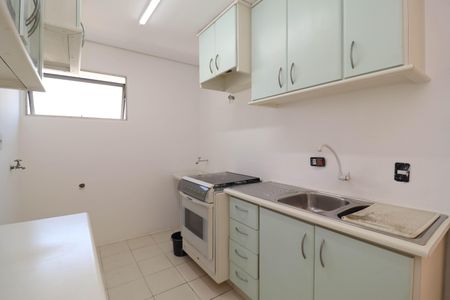 Apartamento à venda com 130m², 3 quartos e 1 vaga Apartamento à venda com 130m², 3 quartos e 1 vagaCozinha