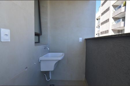 Apartamento à venda com 177m², 3 quartos e 3 vagas Apartamento à venda com 177m², 3 quartos e 3 vagasArea privativa