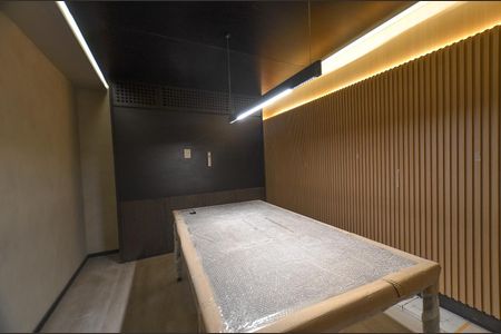 Apartamento à venda com 177m², 3 quartos e 3 vagas Apartamento à venda com 177m², 3 quartos e 3 vagasCoworking