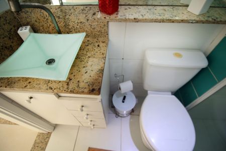 Apartamento à venda com 52m², 2 quartos e 1 vagaBanheiro Social