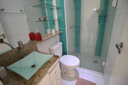 Apartamento à venda com 52m², 2 quartos e 1 vagaBanheiro Social