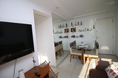 Apartamento à venda com 52m², 2 quartos e 1 vagaSala