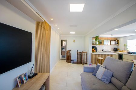 Apartamento à venda com 103m², 3 quartos e 3 vagas Apartamento à venda com 103m², 3 quartos e 3 vagasSala