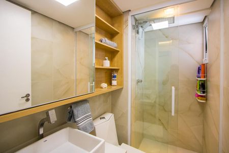 Apartamento à venda com 103m², 3 quartos e 3 vagas Apartamento à venda com 103m², 3 quartos e 3 vagasBanheiro social 1