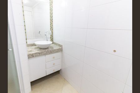 Apartamento à venda com 68m², 2 quartos e 1 vaga Apartamento à venda com 68m², 2 quartos e 1 vagaBanheiro