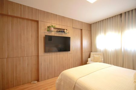 Apartamento à venda com 186m², 4 quartos e 4 vagasSuite 1