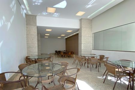 Apartamento à venda com 186m², 4 quartos e 4 vagas Apartamento à venda com 186m², 4 quartos e 4 vagasÁrea comum - Salão de festas