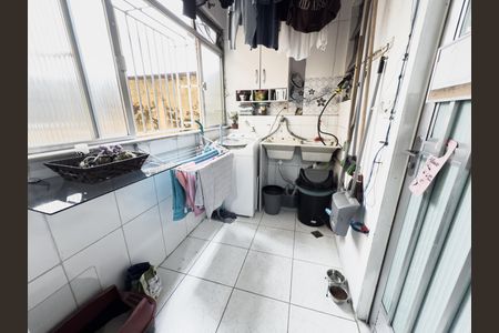 Apartamento à venda com 92m², 3 quartos e 1 vagaÁrea de Serviço