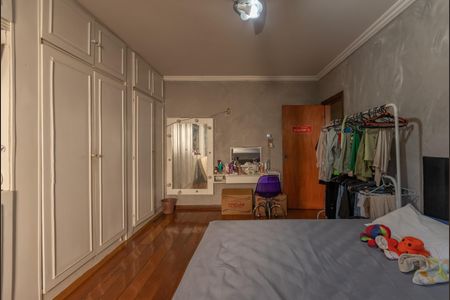 Casa à venda com 492m², 3 quartos e 4 vagasSuíte 1