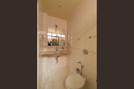 Apartamento à venda com 158m², 3 quartos e 1 vaga Apartamento à venda com 158m², 3 quartos e 1 vagaSuíte Banheiro