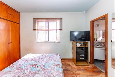 Apartamento à venda com 99m², 4 quartos e 2 vagas Apartamento à venda com 99m², 4 quartos e 2 vagasSuíte