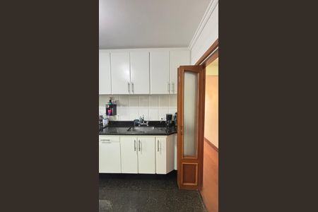 Apartamento à venda com 100m², 3 quartos e 2 vagas Apartamento à venda com 100m², 3 quartos e 2 vagasCozinha