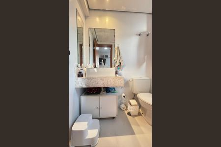 Apartamento à venda com 100m², 3 quartos e 2 vagas Apartamento à venda com 100m², 3 quartos e 2 vagasBanheiro da Suíte