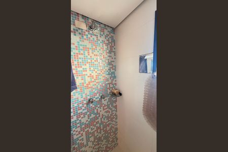 Apartamento à venda com 100m², 3 quartos e 2 vagas Apartamento à venda com 100m², 3 quartos e 2 vagasBanheiro da Suíte