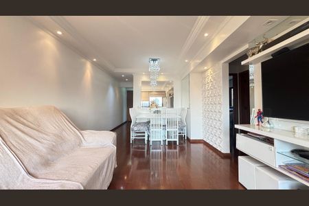 Apartamento à venda com 100m², 3 quartos e 2 vagas Apartamento à venda com 100m², 3 quartos e 2 vagasSala