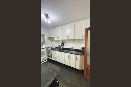 Apartamento à venda com 100m², 3 quartos e 2 vagas Apartamento à venda com 100m², 3 quartos e 2 vagasCozinha
