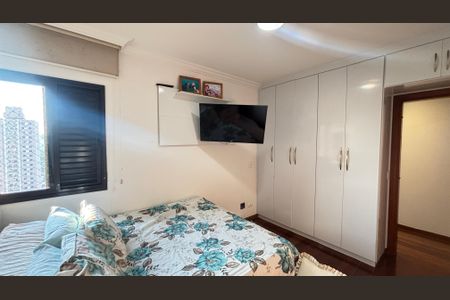 Apartamento à venda com 100m², 3 quartos e 2 vagas Apartamento à venda com 100m², 3 quartos e 2 vagasSuíte
