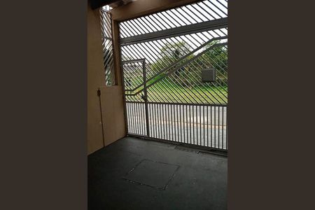 Casa à venda com 154m², 2 quartos e 5 vagas
