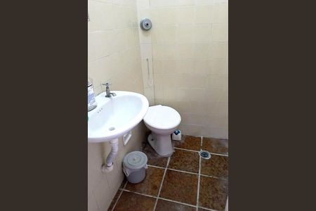 Casa à venda com 154m², 2 quartos e 5 vagas