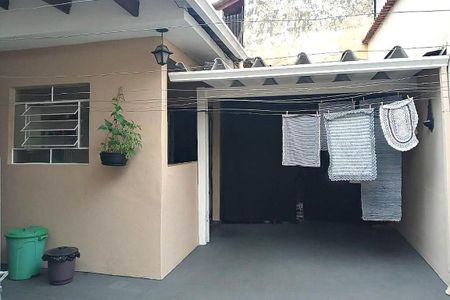 Casa à venda com 154m², 2 quartos e 5 vagas