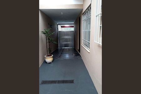 Casa à venda com 154m², 2 quartos e 5 vagas