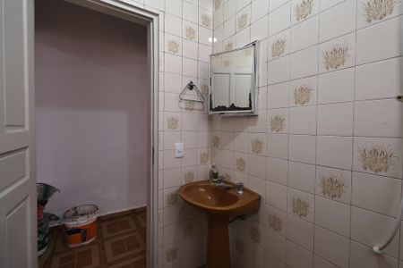 Casa à venda com 110m², 2 quartos e 2 vagasBanheiro