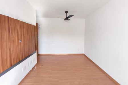 Apartamento para alugar com 54m², 2 quartos e 1 vagaSala