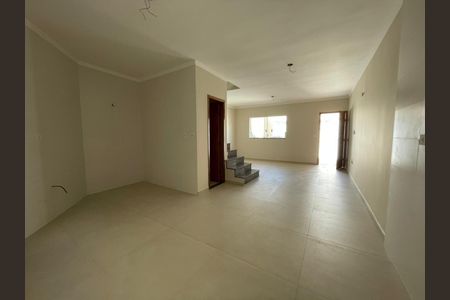 Casa à venda com 100m², 3 quartos e 2 vagas Casa à venda com 100m², 3 quartos e 2 vagasFoto 03