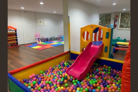 Apartamento à venda com 47m², 2 quartos e 1 vaga Apartamento à venda com 47m², 2 quartos e 1 vagaBrinquedoteca