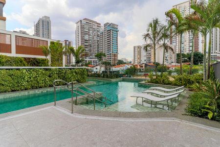 Studio para alugar com 25m², 1 quarto e sem vaga Studio para alugar com 25m², 1 quarto e sem vagaÁrea comum - Piscina