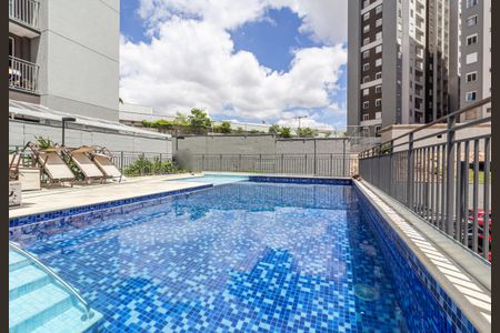 Apartamento à venda com 60m², 2 quartos e 1 vagaÁrea comum - Piscina