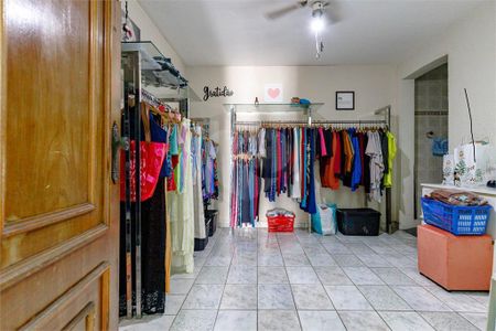 Casa à venda com 150m², 4 quartos e 2 vagas