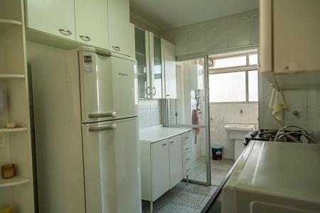 Apartamento à venda com 73m², 2 quartos e 1 vaga Apartamento à venda com 73m², 2 quartos e 1 vagaCozinha