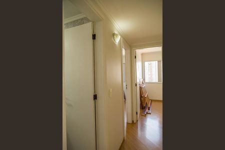 Apartamento à venda com 73m², 2 quartos e 1 vaga Apartamento à venda com 73m², 2 quartos e 1 vagaCorredor