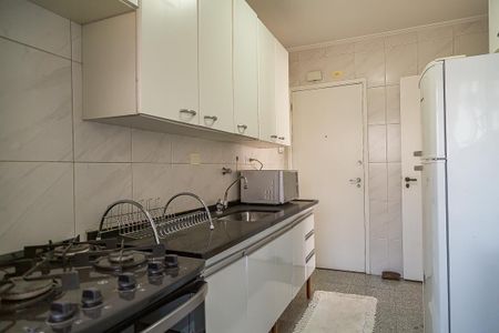 Apartamento à venda com 73m², 2 quartos e 1 vaga Apartamento à venda com 73m², 2 quartos e 1 vagaCozinha