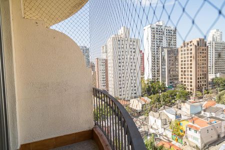 Apartamento à venda com 73m², 2 quartos e 1 vaga Apartamento à venda com 73m², 2 quartos e 1 vagaVaranda