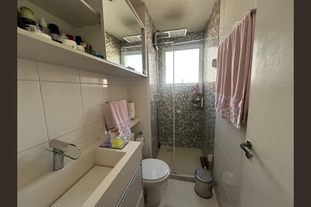 Apartamento à venda com 58m², 2 quartos e 2 vagas Apartamento à venda com 58m², 2 quartos e 2 vagasBanheiro