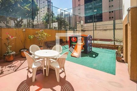 Apartamento à venda com 117m², 3 quartos e 1 vaga Apartamento à venda com 117m², 3 quartos e 1 vagaÁrea comum - Playground