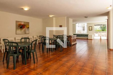 Apartamento à venda com 117m², 3 quartos e 1 vaga Apartamento à venda com 117m², 3 quartos e 1 vagaÁrea comum - Salão de festas