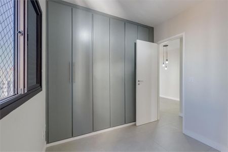 Apartamento à venda com 2 quartos, 55m² em Campo Grande, São Paulo