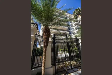 Apartamento à venda com 220m², 4 quartos e 4 vagas