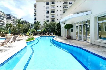 Apartamento à venda com 220m², 4 quartos e 4 vagas