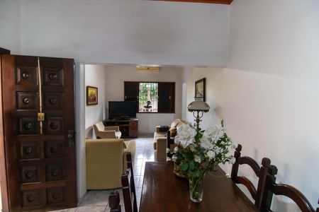 Sala de casa à venda com 3 quartos, 230m² em Largo do Barradas, Niterói