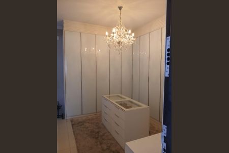 Casa à venda com 398m², 3 quartos e 5 vagas Casa à venda com 398m², 3 quartos e 5 vagasQUARTO